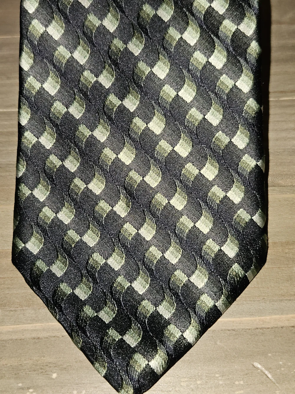 Geometric Olive & Cream Men's Tie by Necktie (Unbranded)